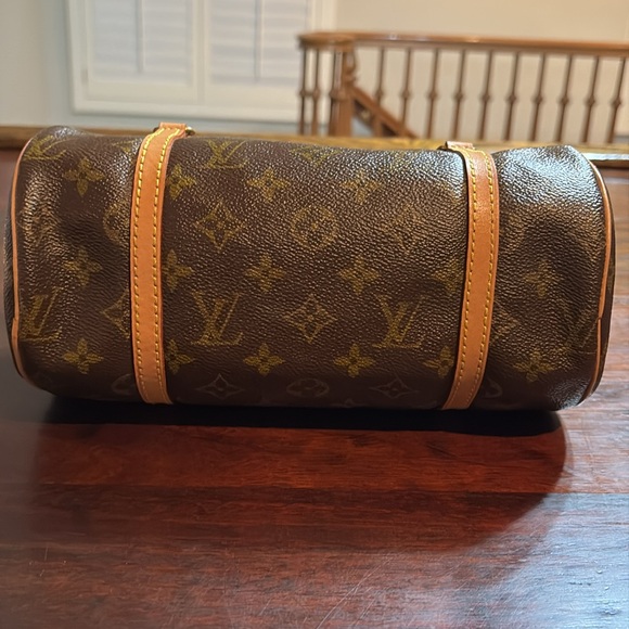 LOUIS VUITTON Vintage Monogram Barrel Bag - Picture 3 of 11